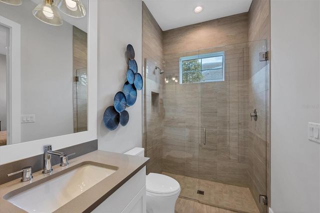 8477 PAVIA WAY, Lakewood Ranch, FL 34202