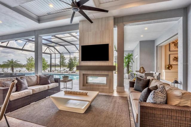 8477 PAVIA WAY, Lakewood Ranch, FL 34202