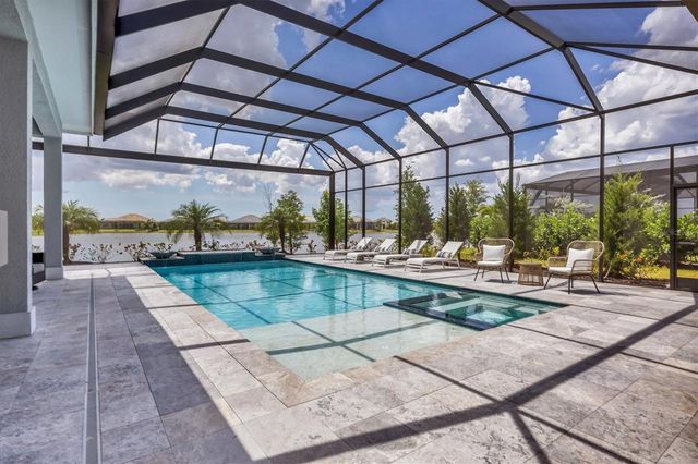 8477 PAVIA WAY, Lakewood Ranch, FL 34202