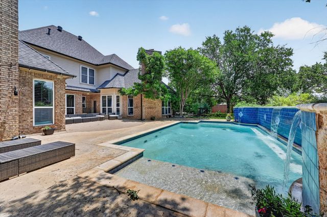 813 Pearl Drive, Southlake, TX 76092