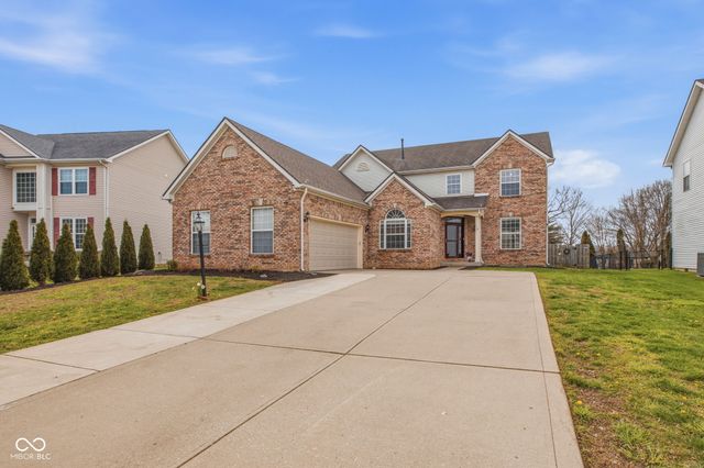 13985 Royalwood Drive, Fishers, IN 46037