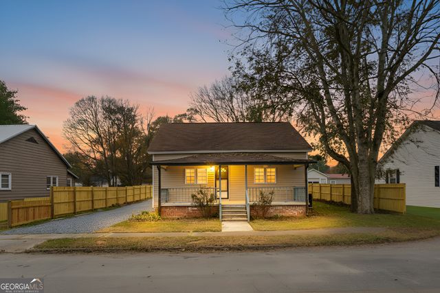 58 Elm Street, Aragon, GA 30104