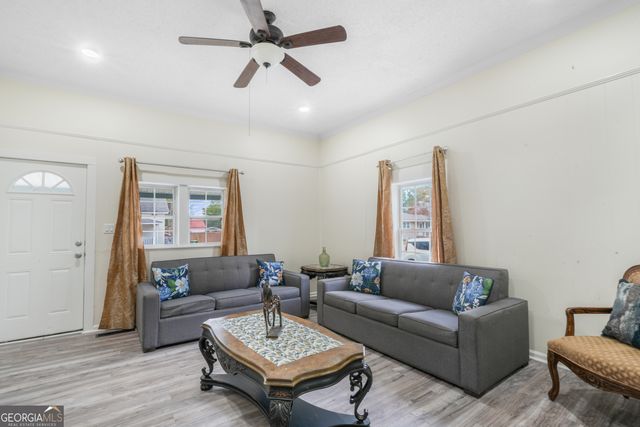 58 Elm Street, Aragon, GA 30104