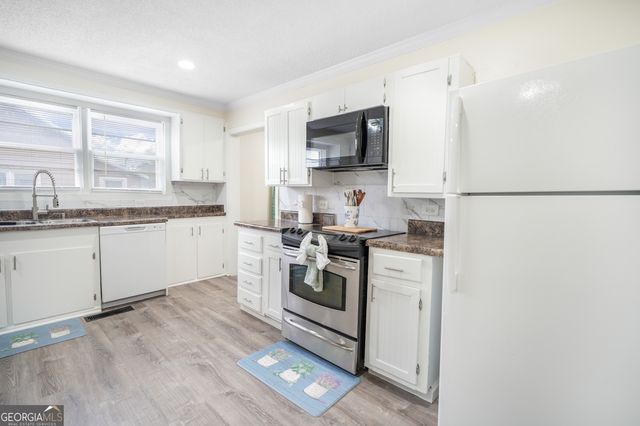 58 Elm Street, Aragon, GA 30104