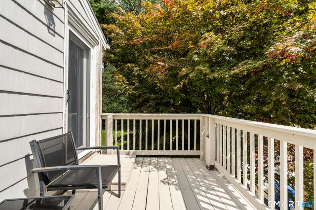 25 Ludlow Manor, Norwalk, CT 06855