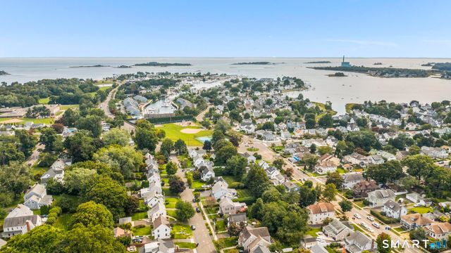 25 Ludlow Manor, Norwalk, CT 06855