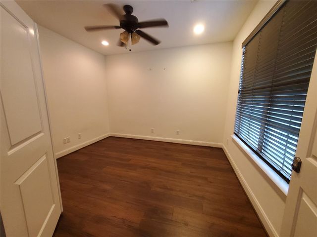 2 Hermann Park Court, Houston, TX 77021