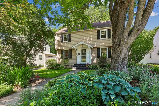 14 Dorset Road, West Hartford, CT 06119
