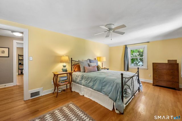 14 Dorset Road, West Hartford, CT 06119