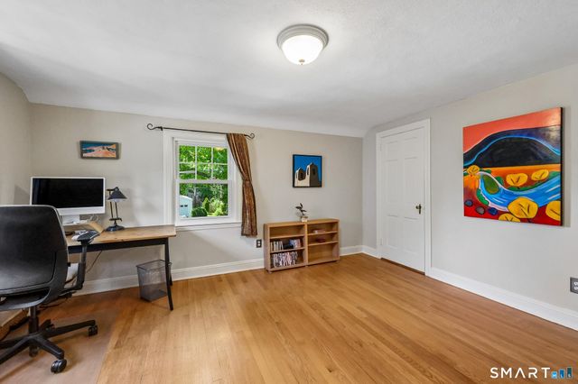 14 Dorset Road, West Hartford, CT 06119