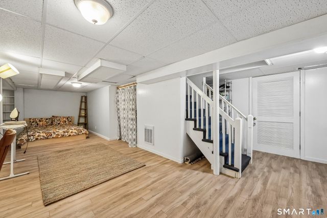 14 Dorset Road, West Hartford, CT 06119