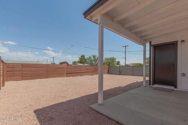 341 S MOUNTAIN Road 1, Apache Junction, AZ 85120