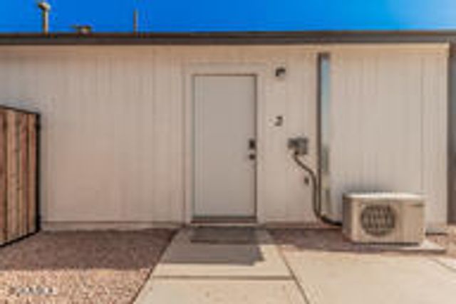 341 S MOUNTAIN Road 1, Apache Junction, AZ 85120