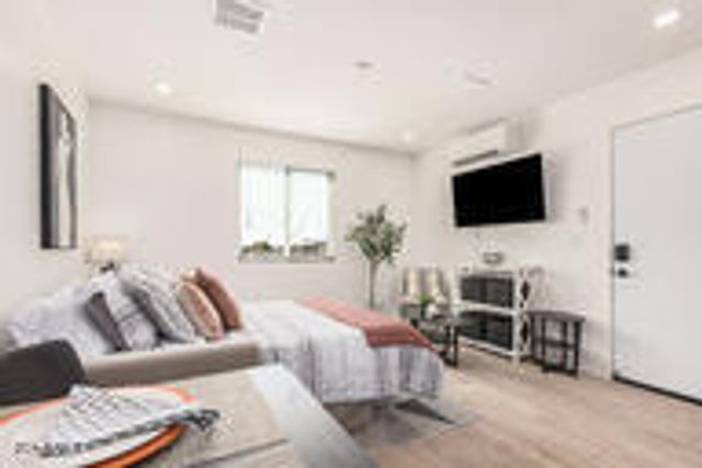 341 S MOUNTAIN Road 1, Apache Junction, AZ 85120