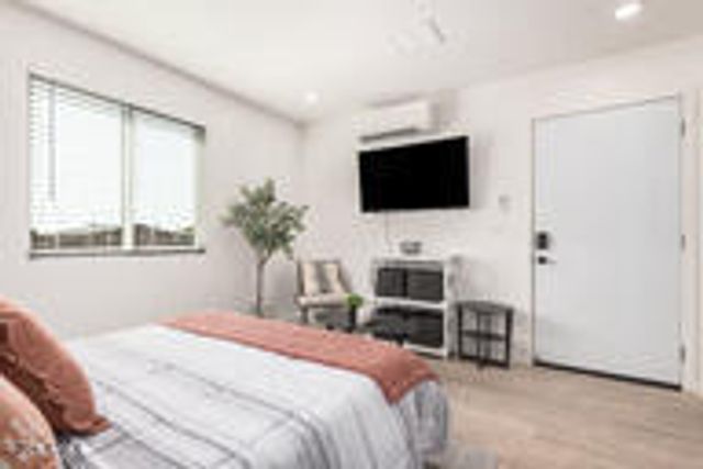 341 S MOUNTAIN Road 1, Apache Junction, AZ 85120