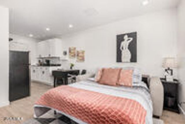 341 S MOUNTAIN Road 1, Apache Junction, AZ 85120