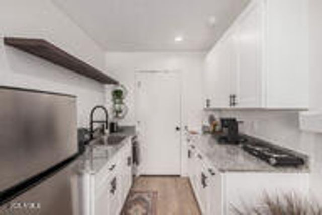 341 S MOUNTAIN Road 1, Apache Junction, AZ 85120