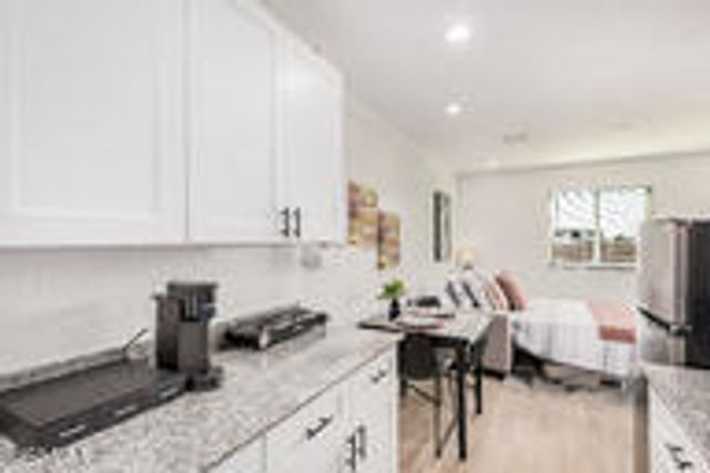 341 S MOUNTAIN Road 1, Apache Junction, AZ 85120