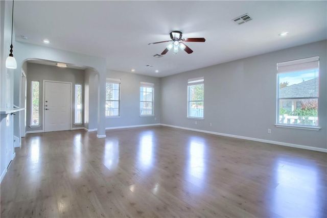 706 Big Spring DR, Cedar Park, TX 78613