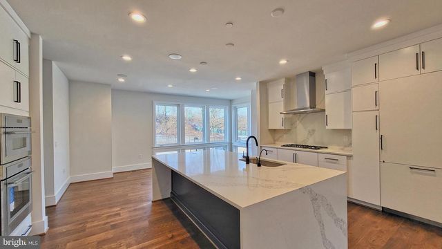 3705 GLENMOOR RESERVE, Chevy Chase, MD 20815