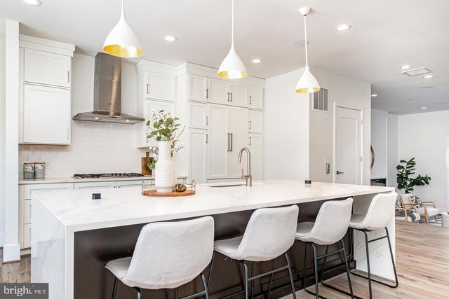 3705 GLENMOOR RESERVE, Chevy Chase, MD 20815