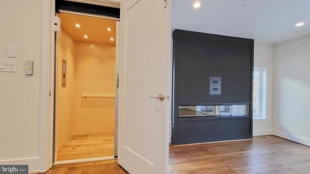 3705 GLENMOOR RESERVE, Chevy Chase, MD 20815