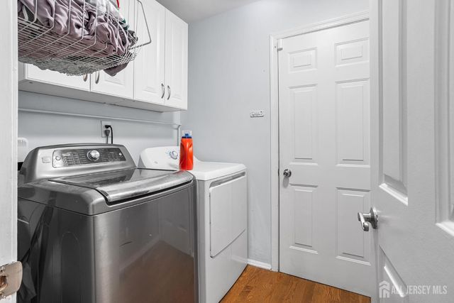 11 BRIARWOOD Court, South Brunswick, NJ 08540