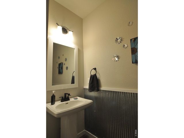 389 Bronco Ct, Berthoud, CO 80513