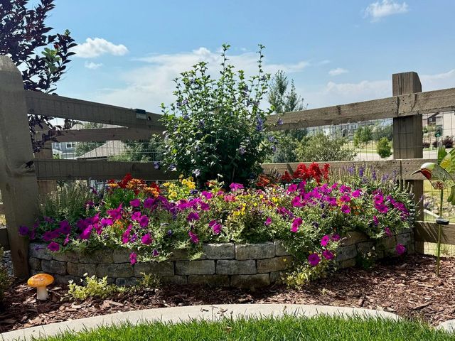 389 Bronco Ct, Berthoud, CO 80513