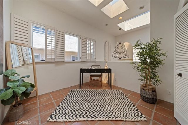 1046 Oro, Laguna Beach, CA 92651