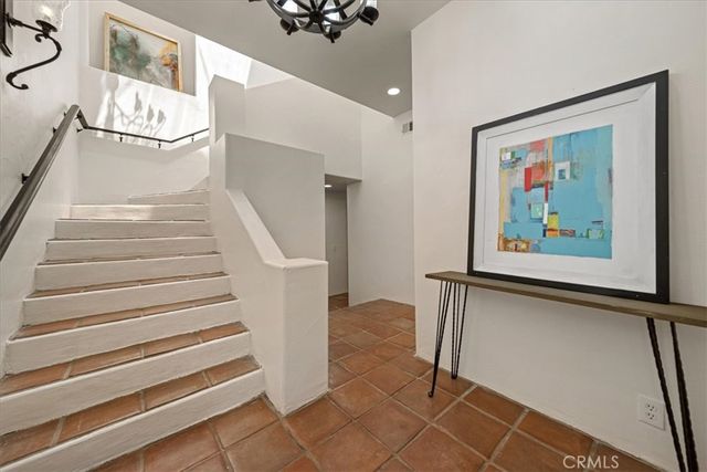 1046 Oro, Laguna Beach, CA 92651