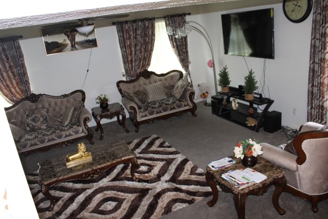 9068 Thames Drive, Avon, IN 46123