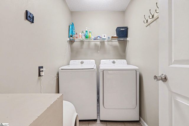 127 Oak Drive, Greer, SC 29650