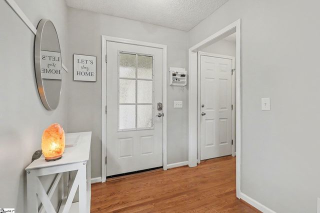 127 Oak Drive, Greer, SC 29650