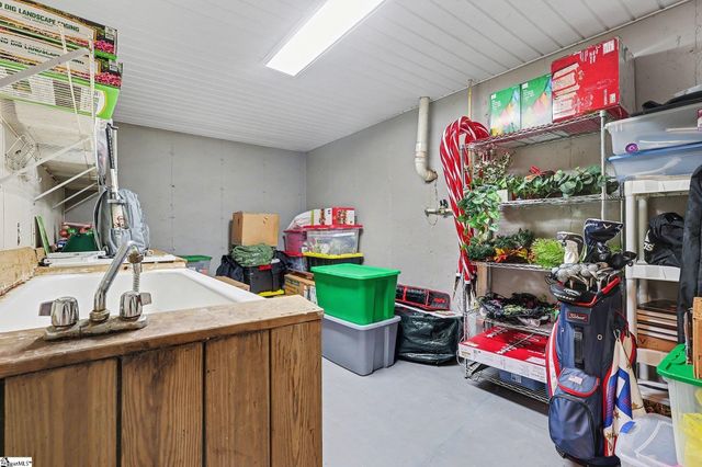 127 Oak Drive, Greer, SC 29650