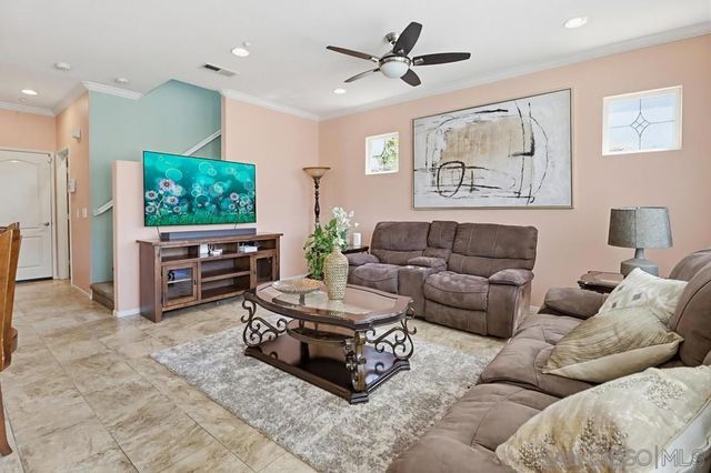 2318 Gardenia, National City, CA 91950
