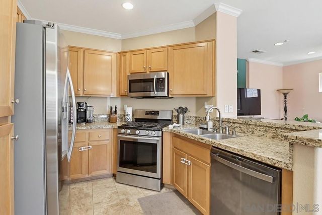 2318 Gardenia, National City, CA 91950