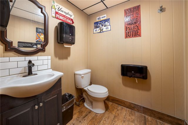 1201 5th St, New Brighton, PA 15066