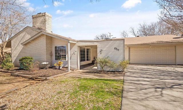 2317 Smokerise Drive, Arlington, TX 76016