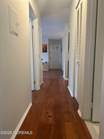 171 Applegate Lane 171, East Brunswick, NJ 08816