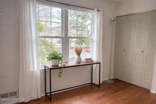 171 Applegate Lane 171, East Brunswick, NJ 08816