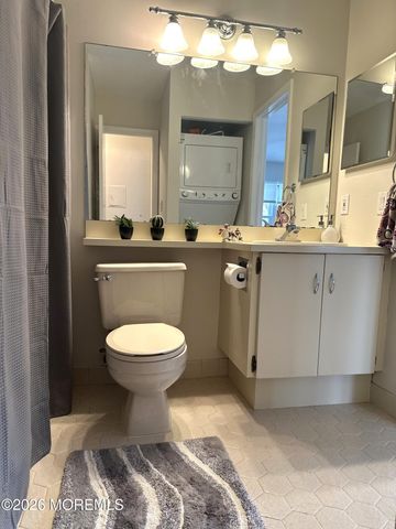 171 Applegate Lane 171, East Brunswick, NJ 08816