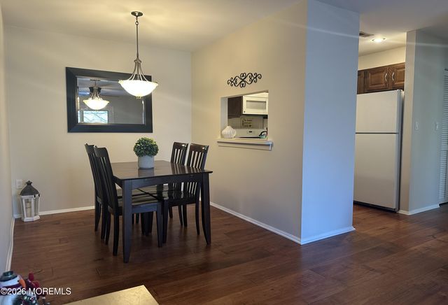 171 Applegate Lane 171, East Brunswick, NJ 08816