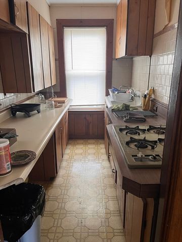 332 Albert St, Fall River, MA 02721