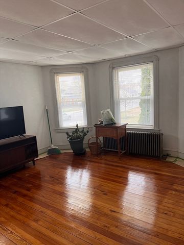 332 Albert St, Fall River, MA 02721