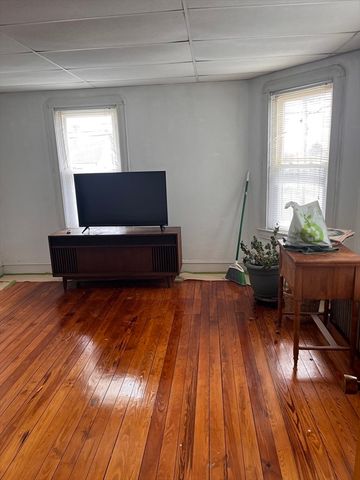 332 Albert St, Fall River, MA 02721