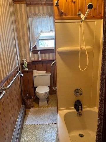 332 Albert St, Fall River, MA 02721
