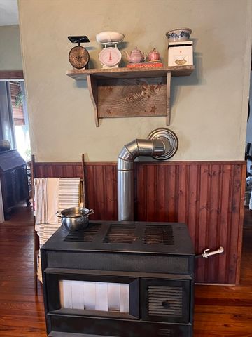 332 Albert St, Fall River, MA 02721