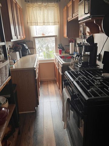 332 Albert St, Fall River, MA 02721