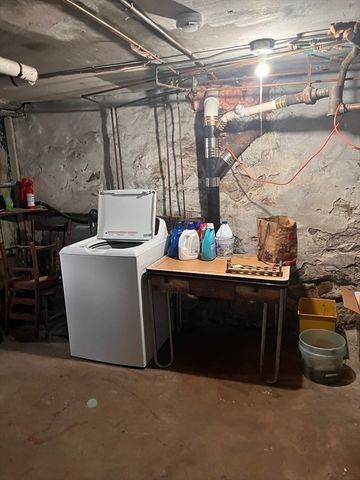 332 Albert St, Fall River, MA 02721